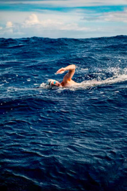 Record Breaking Ka’iwi Channel Swim