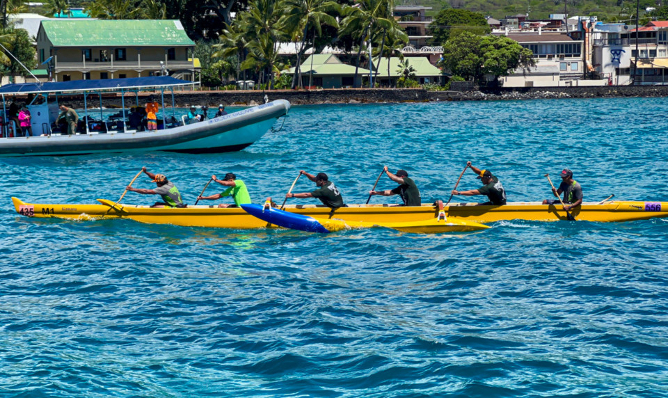 Molokai Crews Compete at World’s Largest Outrigger Regatta