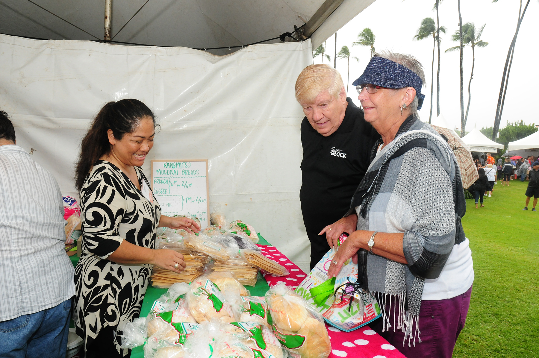 Molokai Vendors Take Maui Trade Show by Storm | The Molokai Dispatch