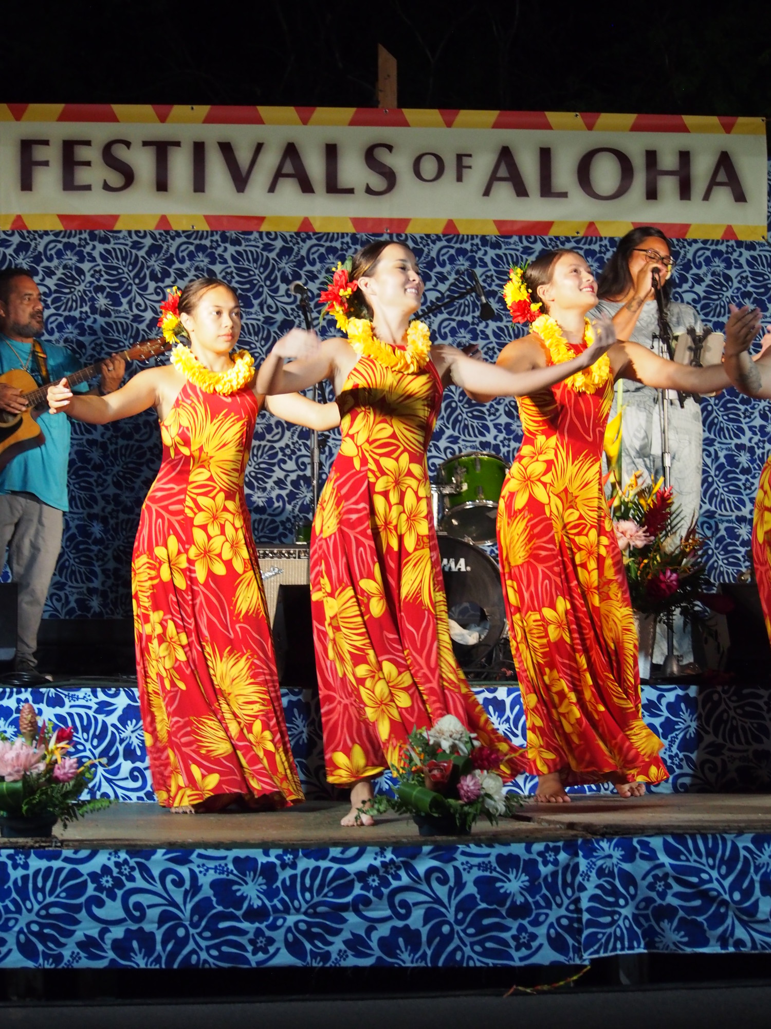 Festivals of Aloha Kicks Off the Molokai Hoe The Molokai Dispatch