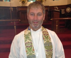 Grace Episcopal Church Installs New Priest